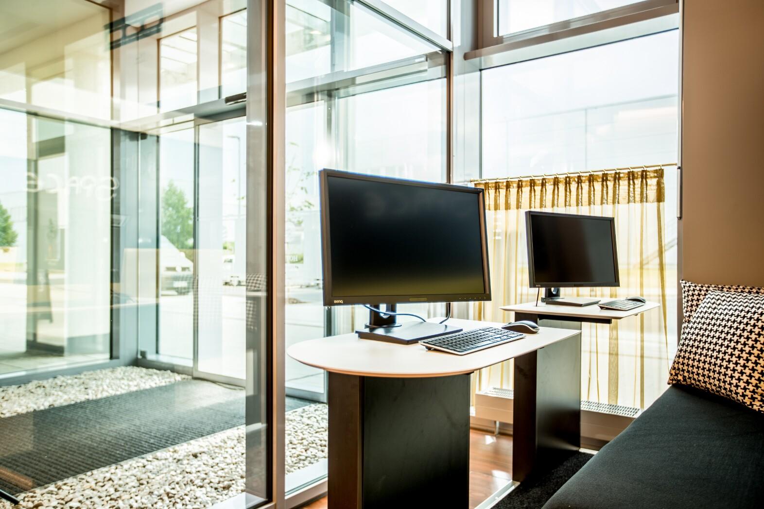 Hey Lou Hotel Frankfurt Airport Kelsterbach Exterior foto
