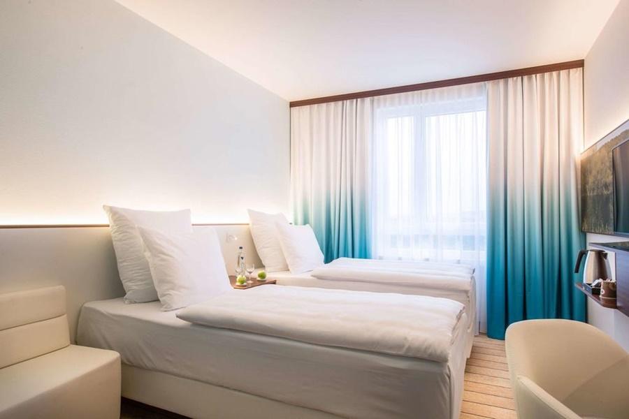Hey Lou Hotel Frankfurt Airport Kelsterbach Exterior foto