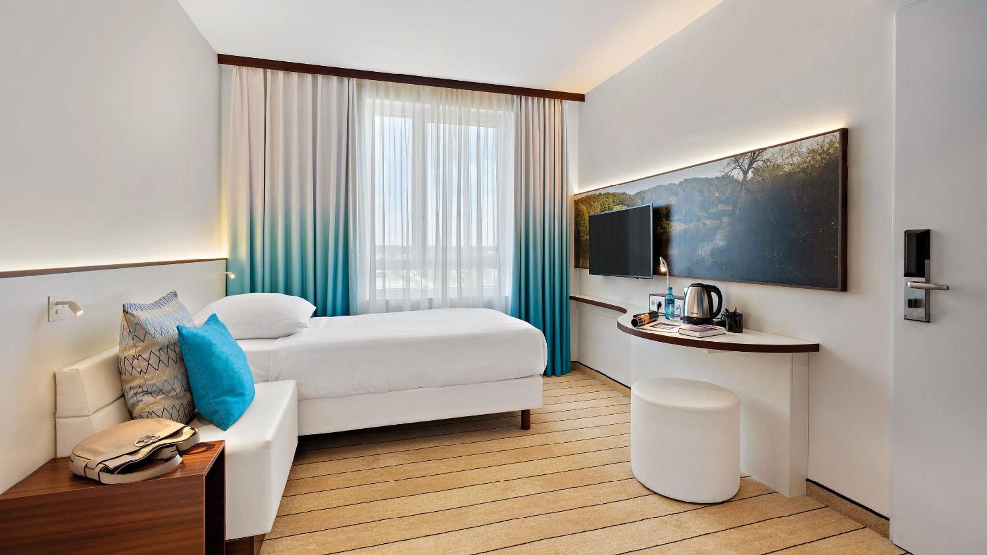 Hey Lou Hotel Frankfurt Airport Kelsterbach Exterior foto