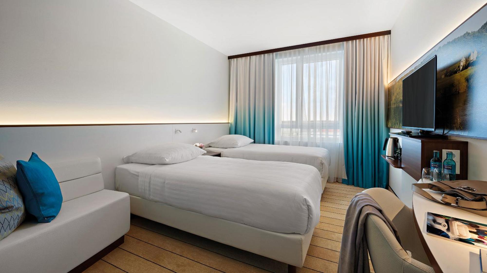 Hey Lou Hotel Frankfurt Airport Kelsterbach Exterior foto